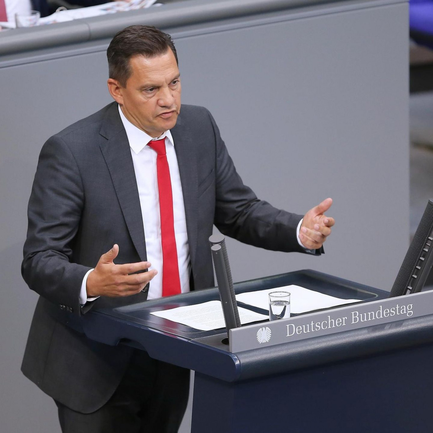 Mehr Geld f&uuml;r Abgeordnete? SPD gegen geplante Di&auml;tenerh&ouml;hung