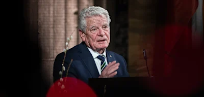 &bdquo;Wer so tut, als lebten wir in einem rassistischen Staat, sollte sich unsere Rechtsordnung ansehen&ldquo;