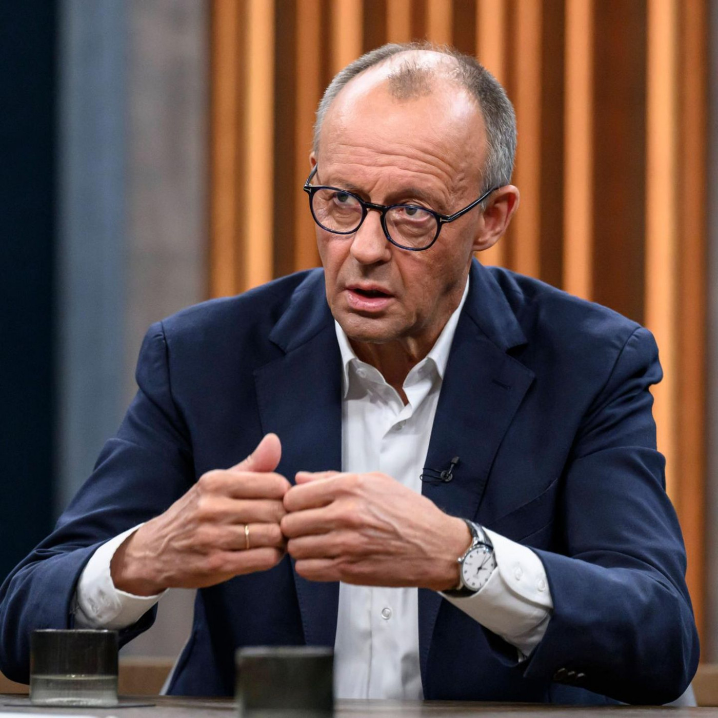 Merz h&auml;lt an Iran-Kritik fest &ndash; und warnt die SPD