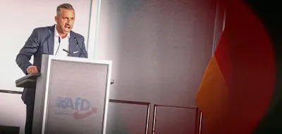 &bdquo;Es fehlt nur noch ein kleines bisschen zur absoluten Mehrheit&ldquo;, sagt AfD-Kandidat Siegmund