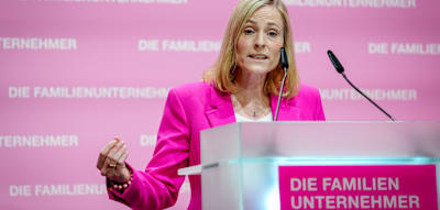 Nur wenige Familienunternehmen wollen die neue Entlastungspr&auml;mie auszahlen