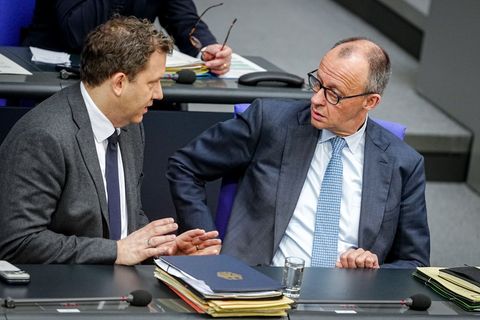Pr&auml;mie oder Gro&szlig;reform? Koalition sucht Wege zur Entlastung
