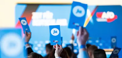 &bdquo;Politische Stimmungsmache&ldquo; &ndash; Gr&uuml;ne wehren sich gegen Schultour der Generation Deutschland