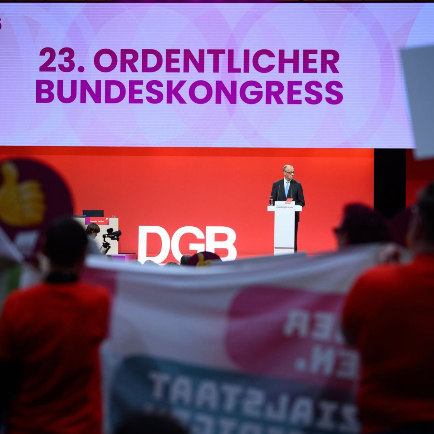 Pfiffe und Buhrufe f&uuml;r Merz beim DGB-Kongress