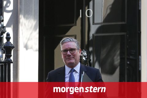 Keir Starmer k&auml;mpft gegen den Fluch von Downing Street 10