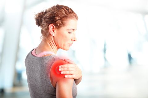 Wie Stress die Schultern belastet &ndash; und was dann hilft