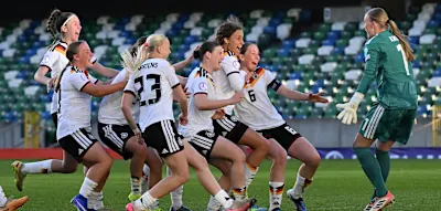 Deutschland im EM-Finale! U17 zwingt Spanien in die Knie