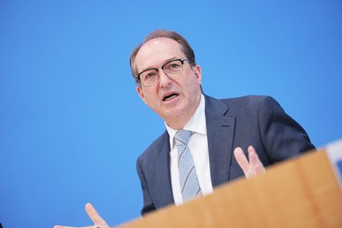 Zehn Milliarden f&uuml;r den Schutz von Zivilisten bis 2029