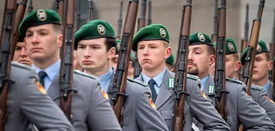 Bundeswehr verh&auml;ngt Bef&ouml;rderungsstopp f&uuml;r Unteroffiziere &ndash; &bdquo;Das f&uuml;hrt zu Unruhe in der Truppe&ldquo;