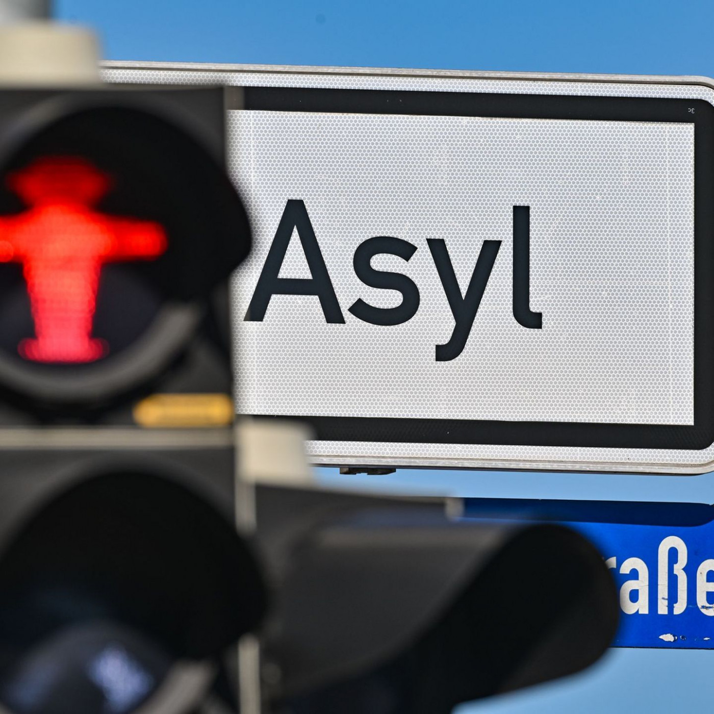 Verfassungsgericht mahnt Politik bei Asyl-Grundleistungen