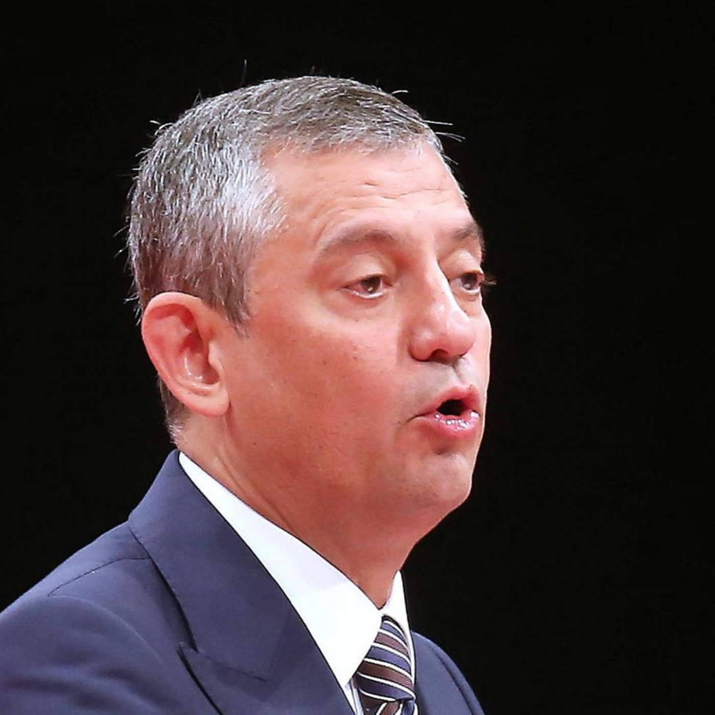 Gericht ordnet Absetzung von Oppositionsf&uuml;hrer &Ouml;zg&uuml;r &Ouml;zel an
