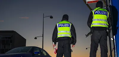 Mehr als die H&auml;lfte der Deutschen f&uuml;r vollst&auml;ndige Grenzschlie&szlig;ung f&uuml;r Fl&uuml;chtlinge