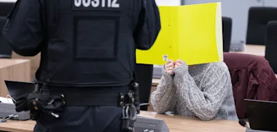 Gericht verurteilt NSU-Unterst&uuml;tzerin Susann E. zu zweij&auml;hriger Bew&auml;hrungsstrafe