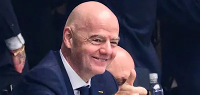 112.000 Kilometer, fast drei Erdumrundungen &ndash; Wie sich Infantino die WM erflog