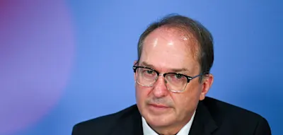 &bdquo;Problematisch&ldquo; &ndash; Innenminister Dobrindt sieht beim Alkoholverbot an Bahnh&ouml;fen Diskussionsbedarf