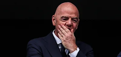 &bdquo;Lediglich die Spitze des Eisbergs&ldquo; &ndash; Infantino muss im Machtkampf f&uuml;nf Kandidaten f&uuml;rchten