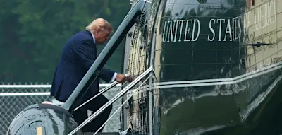 Missverst&auml;ndliche Kommunikation &ndash; Hubschrauber mit Trump kommt Passagierflugzeug zu nahe