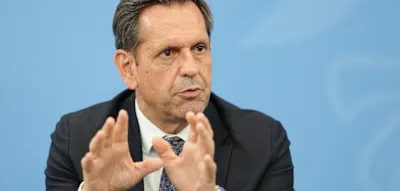 N&auml;chster Ministerpr&auml;sident stellt sich gegen Aus der &bdquo;Rente mit 63&ldquo; &ndash; Frei nimmt Bas in die Pflicht