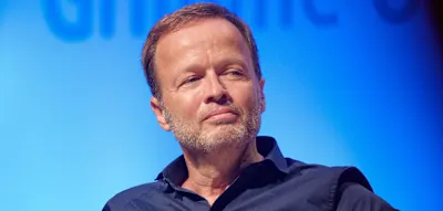 Georg Restle vermutet hinter Migrantenansturm auf Ceuta US-israelisch-marokkanische Geheimaktion