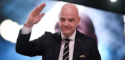 Jetzt wird die Uefa von verd&auml;chtigen Zahlungen an eine Ex-Mitarbeiterin Infantinos eingeholt
