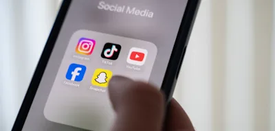 Franz&ouml;sischer Verfassungsrat kippt Social-Media-Verbot f&uuml;r unter 15-J&auml;hrige