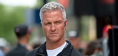 Sturz mit Jetski &ndash;&nbsp;Ralf Schumacher verletzt sich bei neuer Stefan-Raab-Show