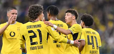 Eigentor von HSV-Mitarbeiter &ndash; BVB spaziert in die zweite Runde