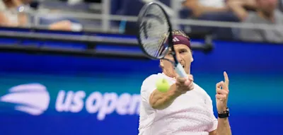 Mit viel M&uuml;he verhindert Zverev doch noch die historische Schmach