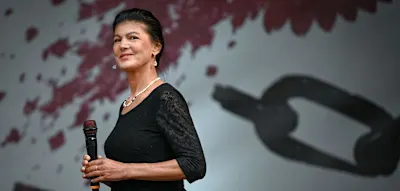 &bdquo;Das h&auml;tten wir damals wissen m&uuml;ssen&ldquo; &ndash; Wagenknecht r&auml;umt Fehler nach BSW-Gr&uuml;ndung ein