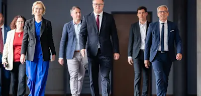 Zehn Th&uuml;ringer Abgeordnete verlassen BSW &ndash; Voigt will weiter regieren