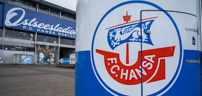 Hakenkreuz-Skandal um Rostocker Hooligans &ndash; Klub distanziert sich scharf