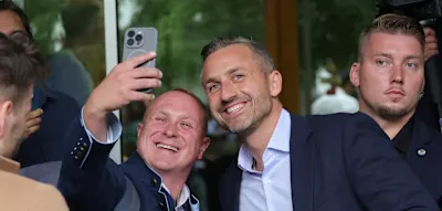 &bdquo;Viele extremistische Parteien haben sich gem&auml;&szlig;igt &ndash; die AfD geht in die entgegengesetzte Richtung&ldquo;