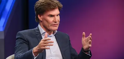&bdquo;Merz hat es voll vergeigt. Er muss weg&ldquo; &ndash; Maschmeyer rechnet mit dem Kanzler ab