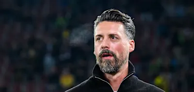 Der Trainer ist noch im Amt, aber Hannover 96 verhandelt offenbar mit Sandro Wagner