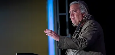 &bdquo;M&uuml;ssen das Tempo drosseln&ldquo; &ndash; Bannon und Sanders warnen vor KI-Gefahren