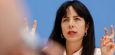 &bdquo;L&auml;sst mich die Frage stellen, ob diese Frau &uuml;berhaupt regieren darf&ldquo;