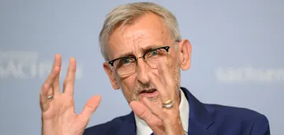 Sachsens Innenminister stellt Grundrecht auf Asyl in Frage