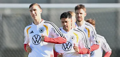 Klopp streicht Schlotterbeck &ndash; So sehen Sie Deutschland gegen Griechenland live