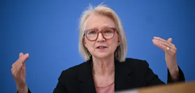 &bdquo;Andernfalls f&auml;llt das gesamte Konzept zusammen&ldquo; &ndash; 46 Top-&Ouml;konomen sprechen Renten-Warnung aus