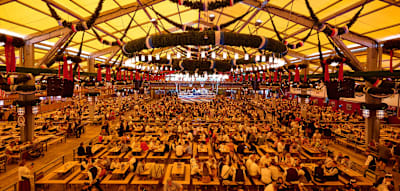 Ohrfeige in Stadtratsboxe &ndash; Oberb&uuml;rgermeister entzieht Linken den Oktoberfest-Tisch