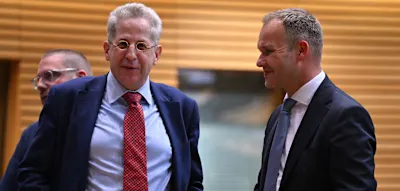 Ex-Verfassungsschutz-Chef Maa&szlig;en trifft sich zum Mittagessen mit Bj&ouml;rn H&ouml;cke