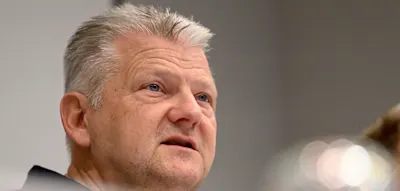 &bdquo;Fest von meiner Unschuld &uuml;berzeugt&ldquo; &ndash; SPD-Fraktionschef tritt nach Ermittlungen zur&uuml;ck