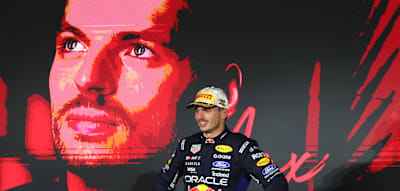 Verstappen kr&ouml;nt Jubil&auml;umsrennen in Singapur&nbsp;&ndash; beim designierten Weltmeister versagen die Bremsen