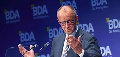 &bdquo;Ich habe ⁠nicht vor, Liebling der Nation zu werden&ldquo;, sagt Merz &ndash; Arbeitgeberchef warnt vor Bremsern