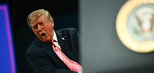 Trump zeigt nach Frankreich &ndash; &bdquo;Es ist das, was die radikalen Demokraten mit Amerika machen wollen&ldquo;