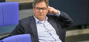 CDU-Abgeordneter von Stetten wehrt sich gegen SPD-Kritik an Aussage &uuml;ber Bas