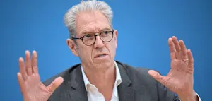 &bdquo;50 Millionen Termine gestrichen&ldquo; &ndash; Kassen&auml;rzte-Chef warnt vor l&auml;ngeren Wartezeiten