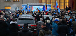 Wegen brutaler Pr&uuml;gel-Attacke auf Sch&uuml;ler &ndash; Hunderte folgen Demo-Aufruf der AfD