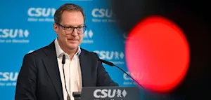 CSU-Generalsekret&auml;r verteidigt &bdquo;Extremismusklausel&ldquo; &ndash; und kritisiert L&auml;nderfinanzausgleich