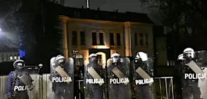Eskalation in Polen &ndash; Polizei r&uuml;ckt gegen Verfassungsgericht vor, Opposition spricht von Putsch